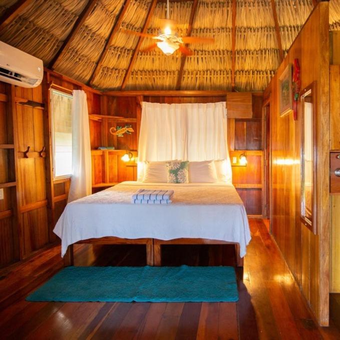 St. George'S Caye Resort Belize City Zewnętrze zdjęcie
